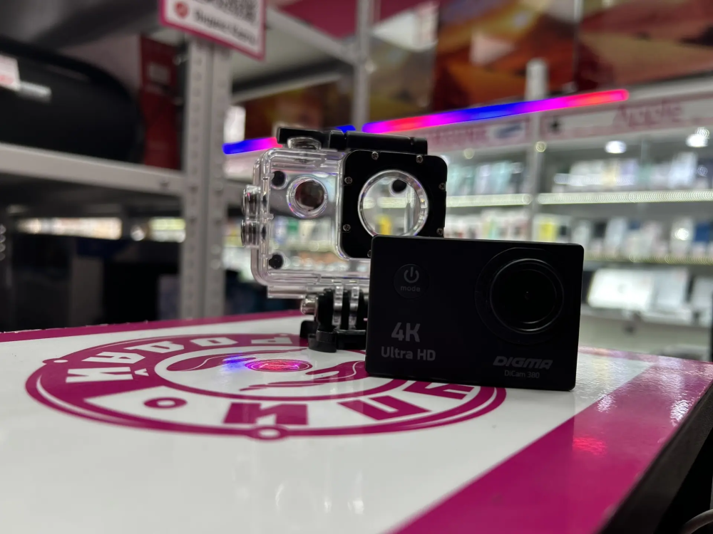 Экшн-камера Digma DiCam 380
