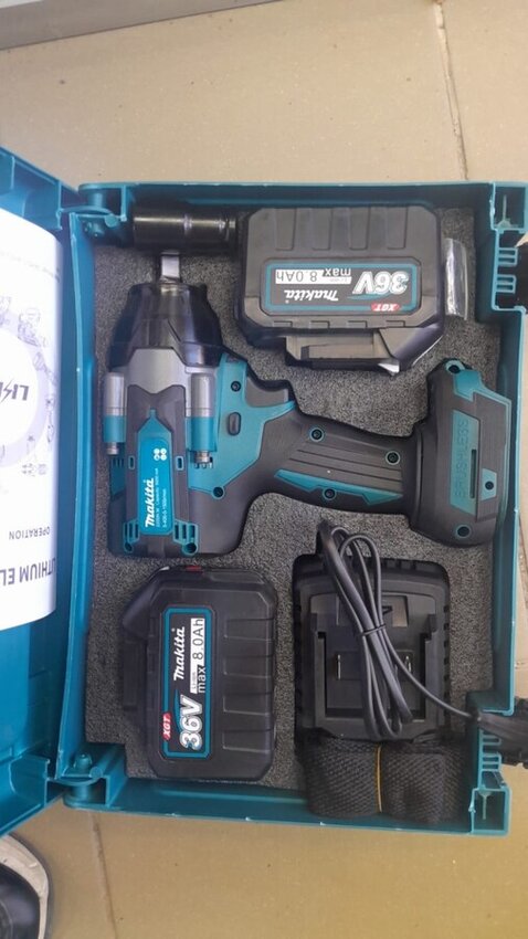 Гайковерт Макита