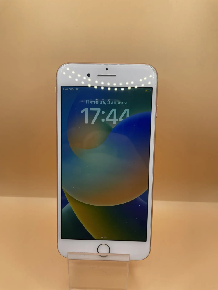 Смартфон iPhone 8+ 64 Gb