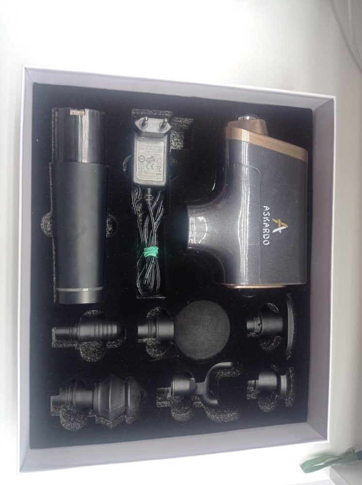 ручной массажёр  Nira