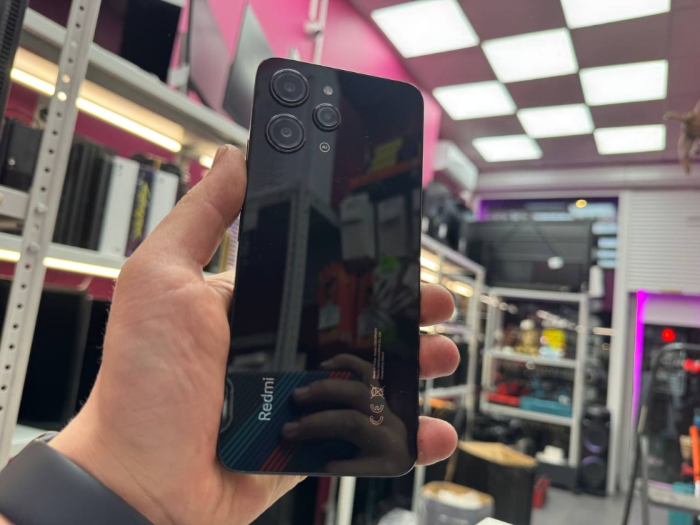 Смартфон Xiaomi Redmi 12 4/128gb
