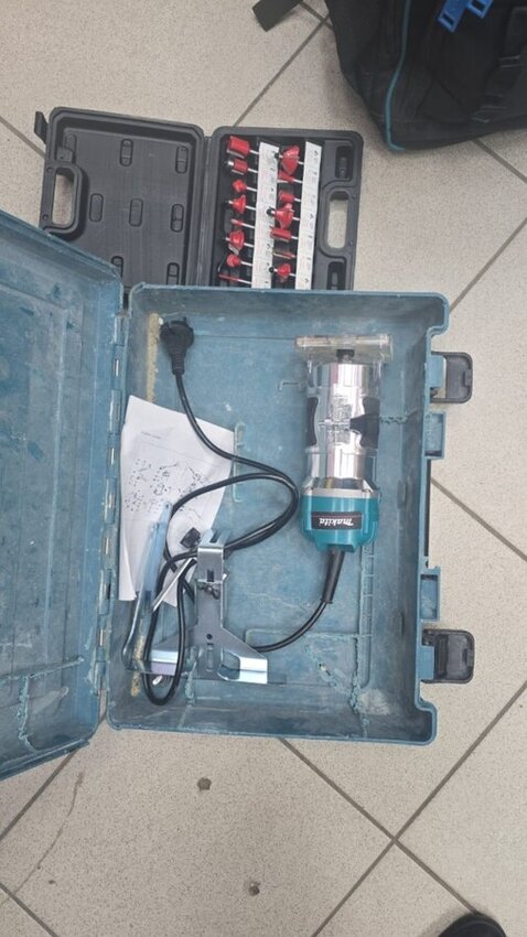 Фрезер Makita MT-3709